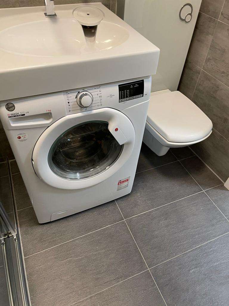 Waschmaschine im Bad