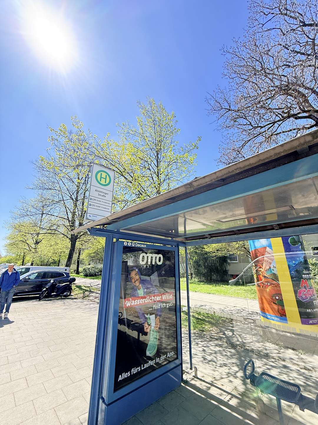 Bus-Haltestelle Altöttinger Str.