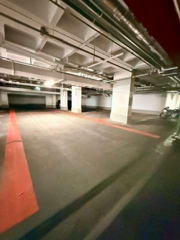 Tiefgaragen-Stellplatz optional zu erwerben