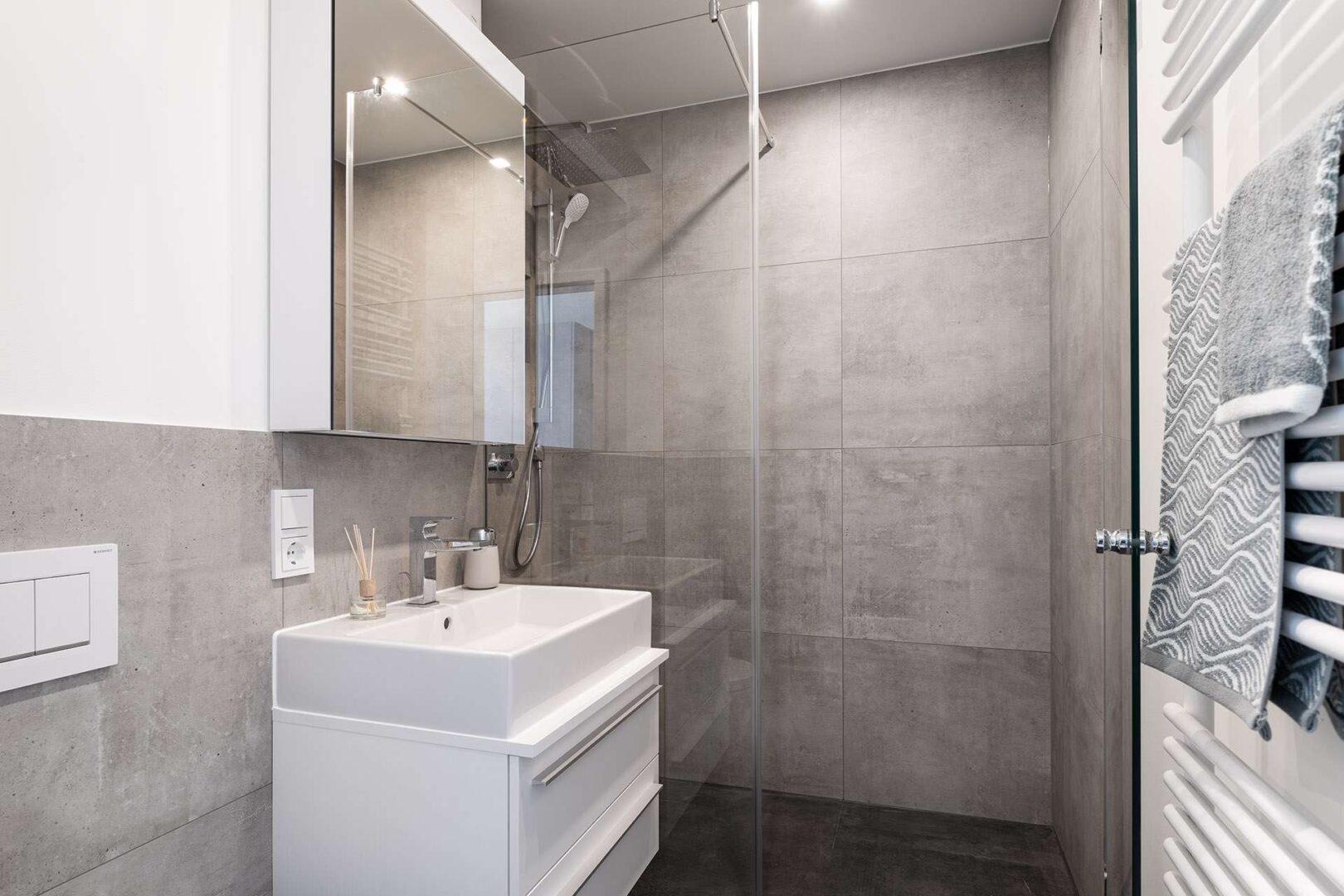 Bad mit Dusche